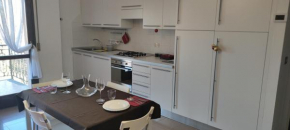 Alby's apartment, nella Motor Valley con parcheggio privato
